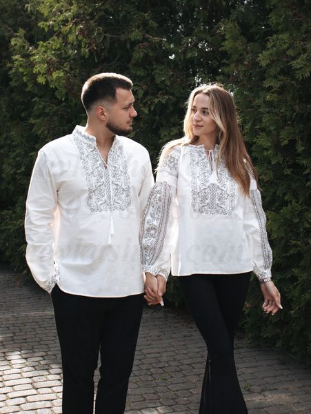 Парний білий сімейний комплект вишиванок &laquo;Дерево роду&raquo; з сірим орнаментом 9198-БСР+1198-БСР фото