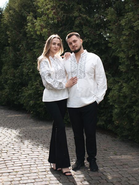 Парний білий сімейний комплект вишиванок &laquo;Дерево роду&raquo; з сірим орнаментом 9198-БСР+1198-БСР фото