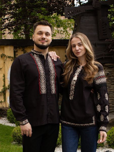 Парні чорні вишиванки &laquo;Подільська велич&raquo; з кремово-червоною вишивкою 9199-Ч+1799-Ч фото