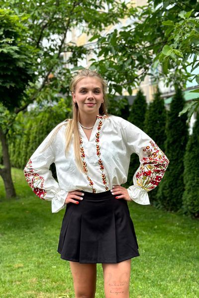 Жіноча вишиванка "Квітковий Розмай" 5775-БЧ-03 фото